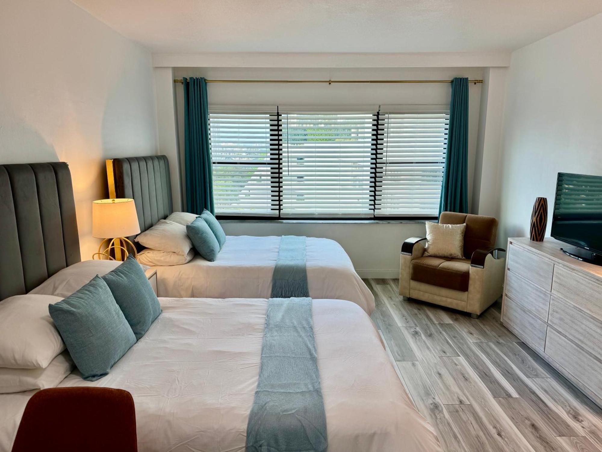 Directly On The Beach With Pool & Parking Miami Beach Ngoại thất bức ảnh
